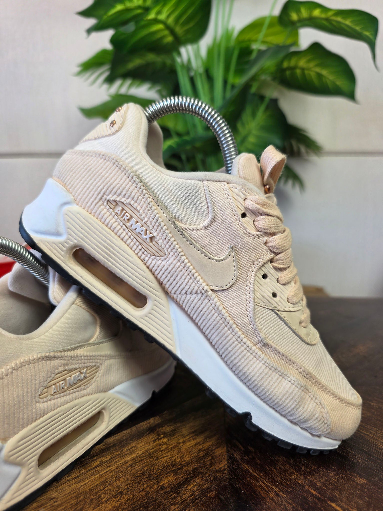 Nike Air Max 90 LEA Guave Ice maat 37,5