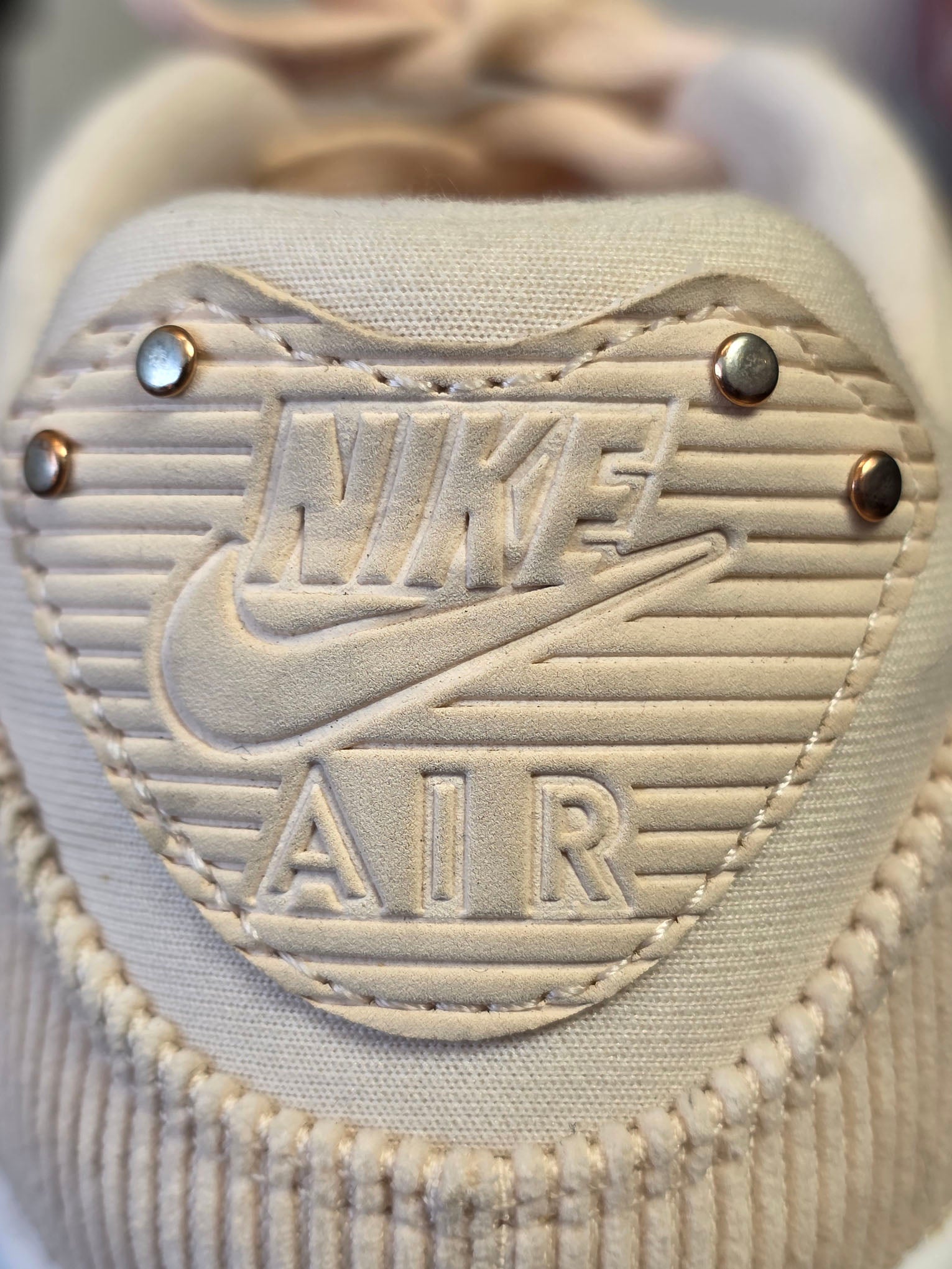 Nike Air Max 90 LEA Guave Ice maat 37,5