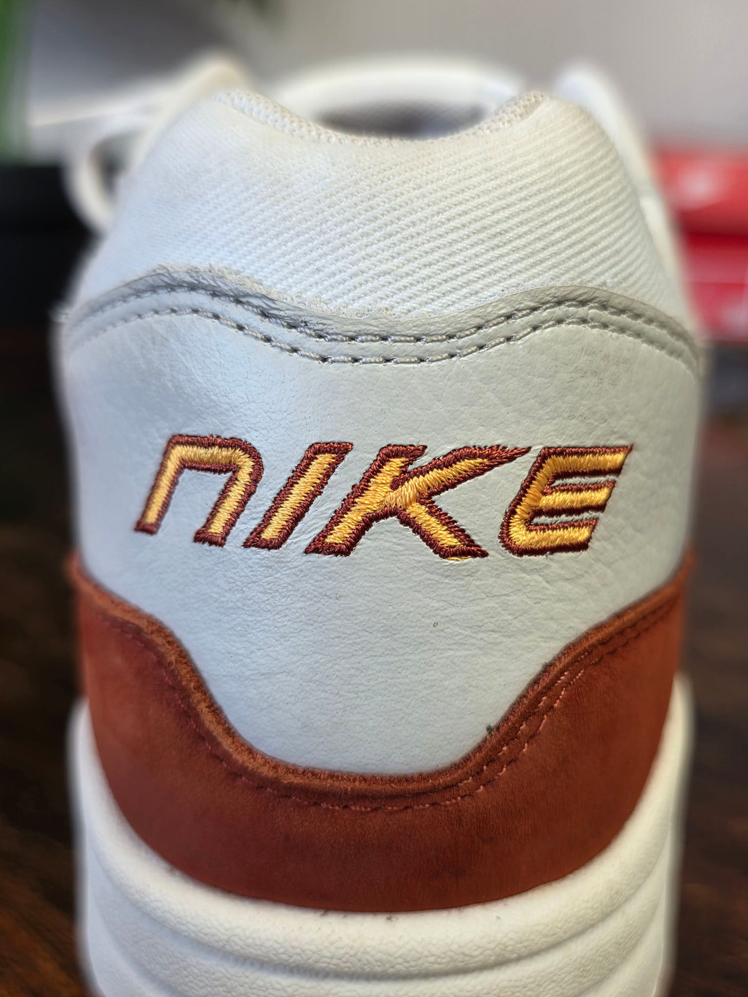 Nike Air Max 1 LX Rugged Orange maat 46