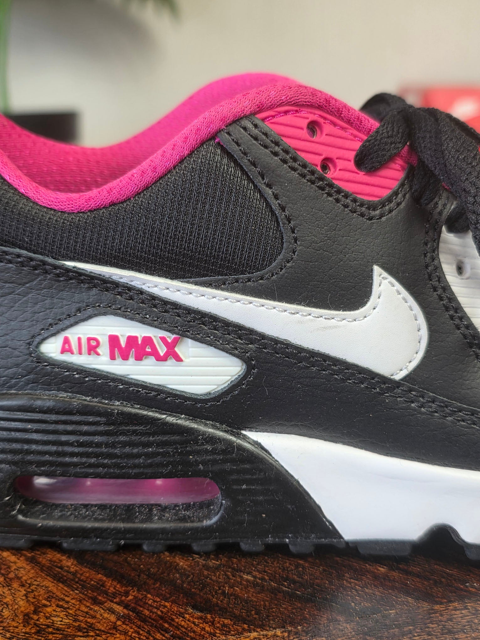 Nike Air Max 90 Mesh Black White Pink maat 36,5