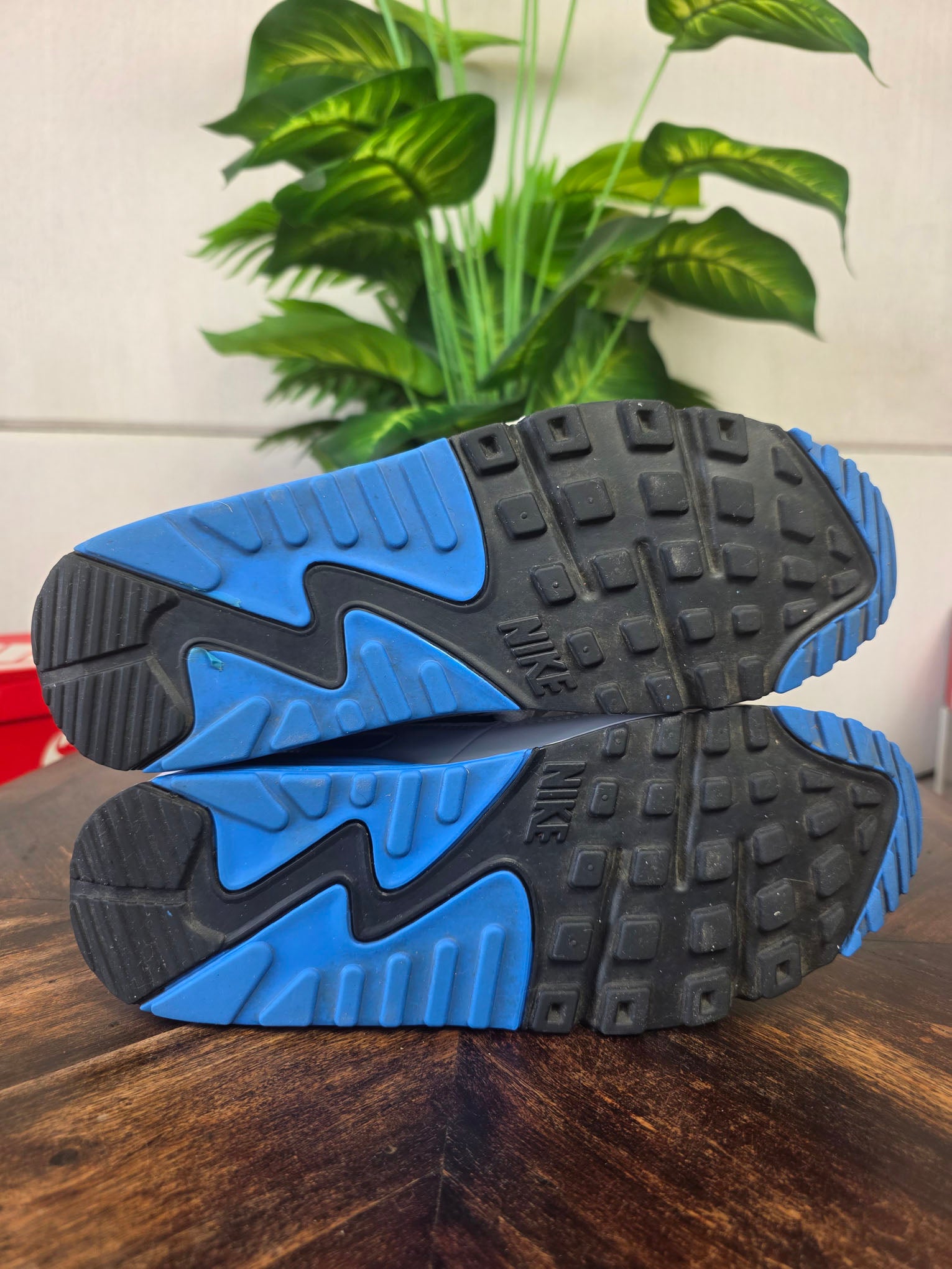 Nike Air Max 90 Pure Platinum Photo Blue maat 42,5