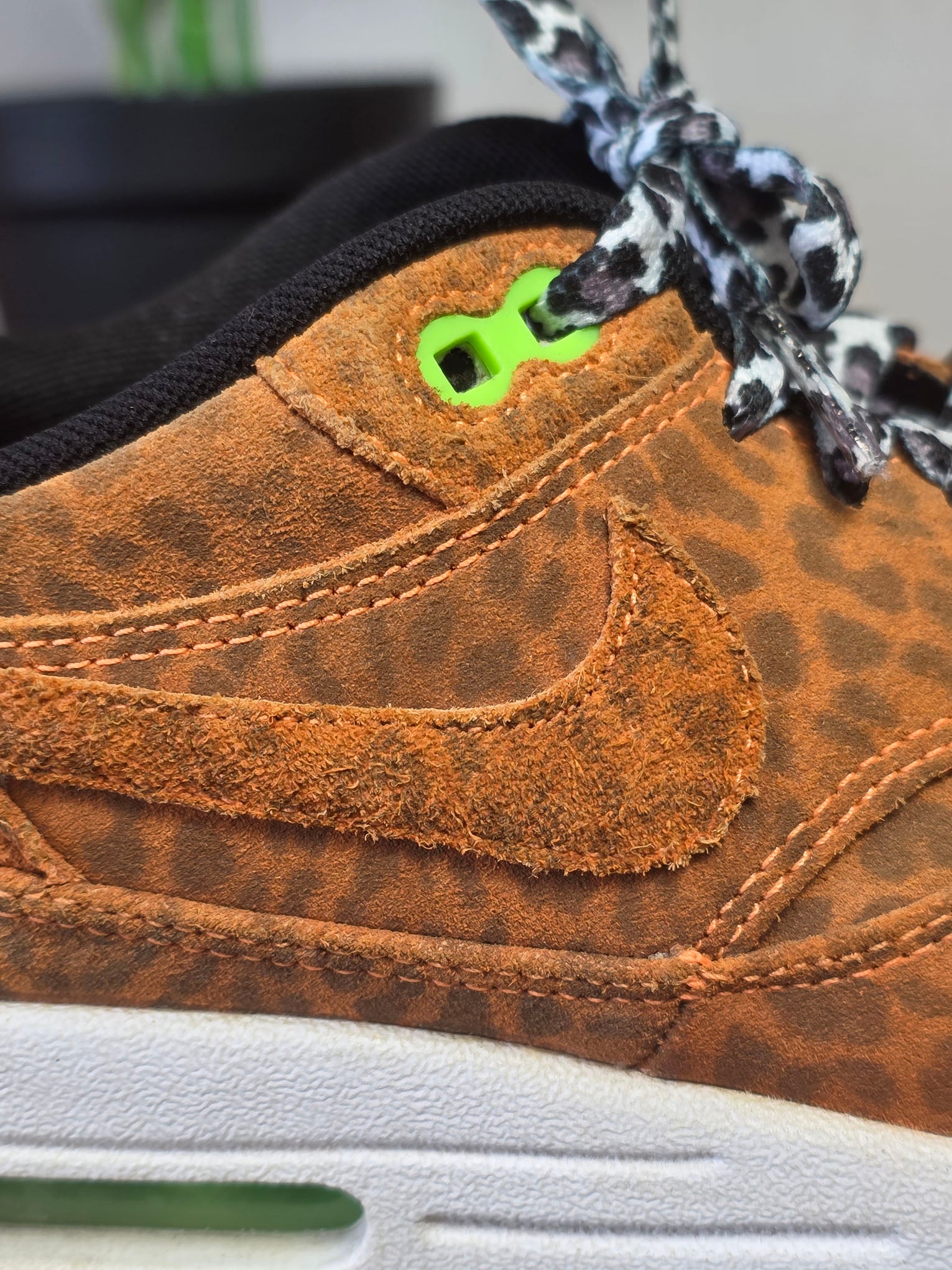 Nike Air Max 1 Leopard Orange maat 40