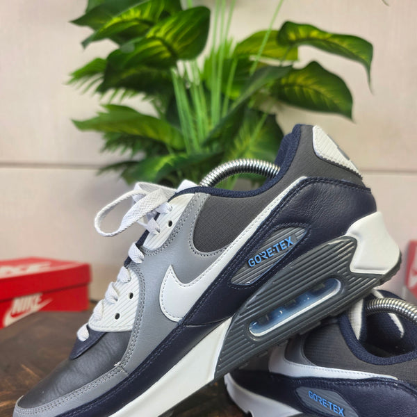 Nike Air Max 90 Gore-Tex Obsidian maat 42,5