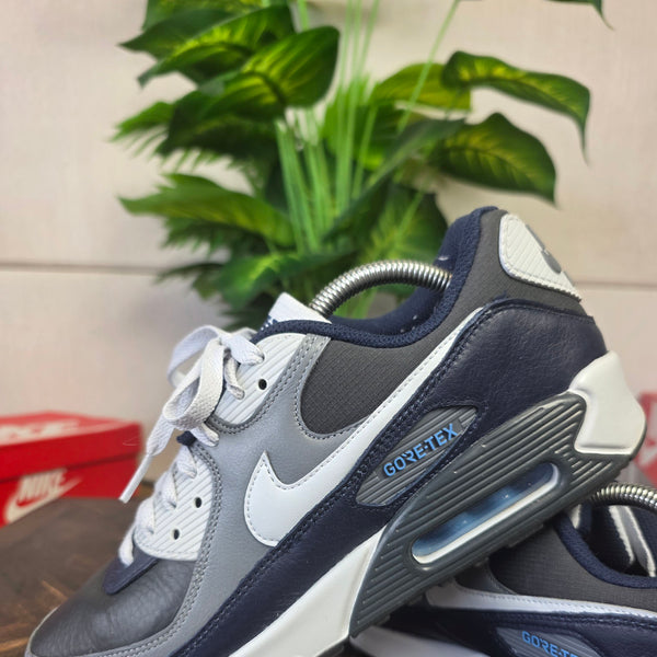 Nike Air Max 90 Gore-Tex Obsidian maat 42,5