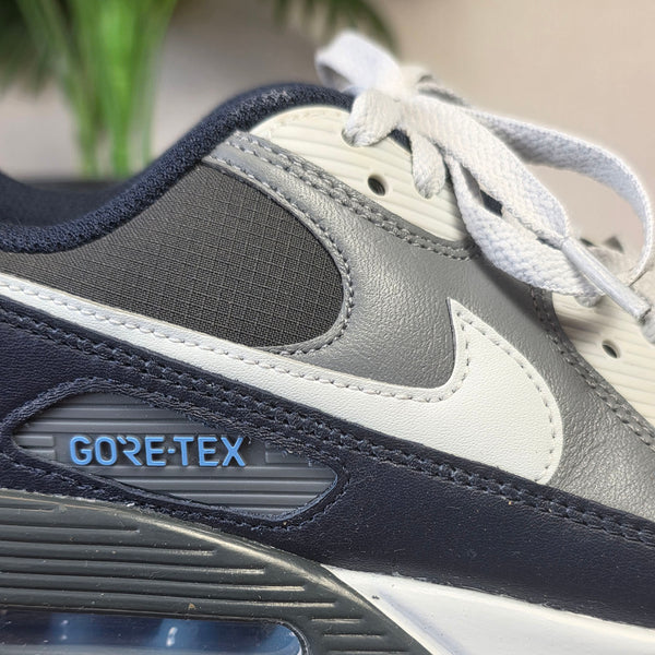 Nike Air Max 90 Gore-Tex Obsidian maat 42,5