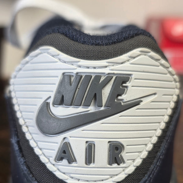 Nike Air Max 90 Gore-Tex Obsidian maat 42,5