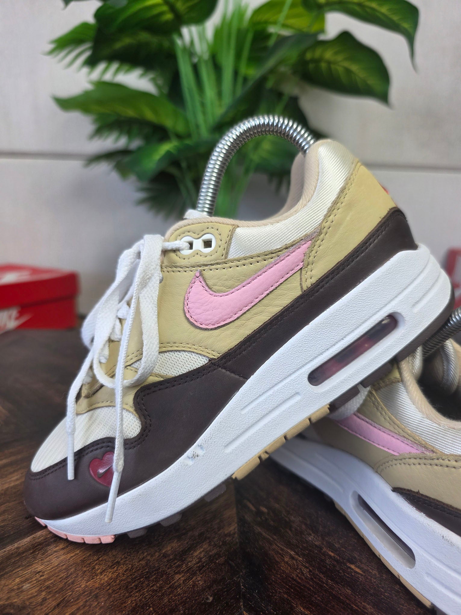 Nike Air Max 1 Valentine's Day maat 36