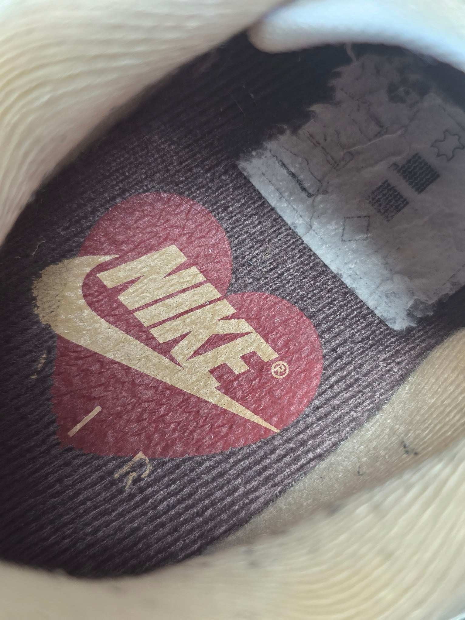 Nike Air Max 1 Valentine's Day maat 36