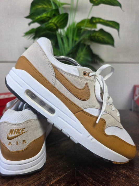 Nike Air Max 1 Bronze maat 44