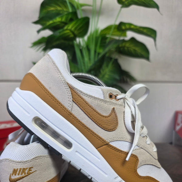 Nike Air Max 1 Bronze maat 44