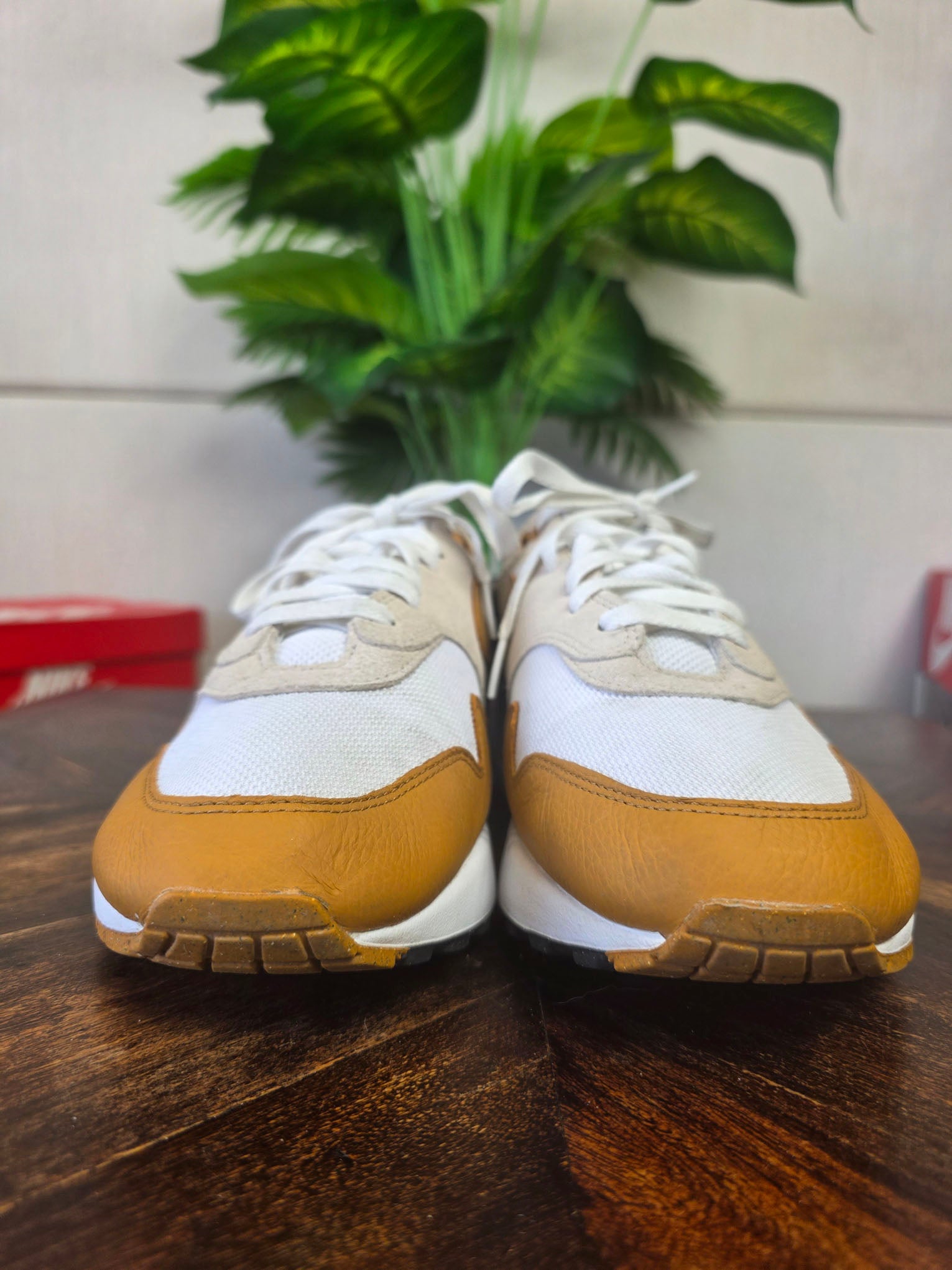 Nike Air Max 1 Bronze maat 44
