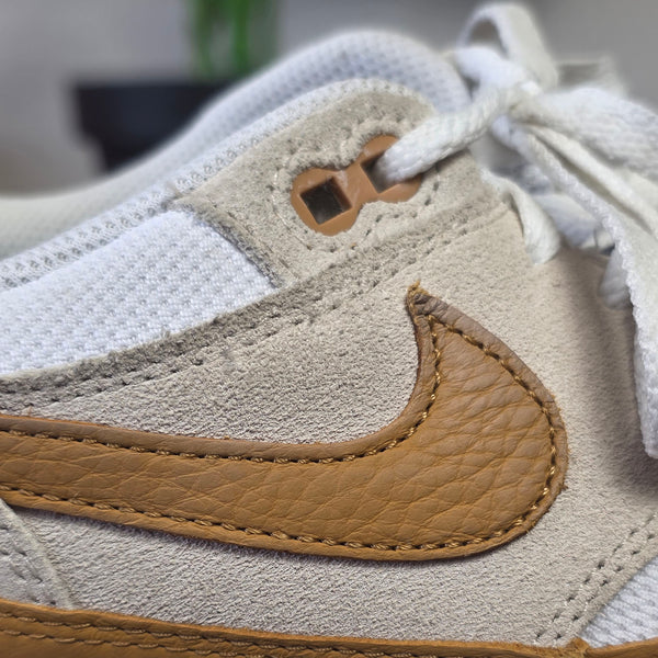 Nike Air Max 1 Bronze maat 44