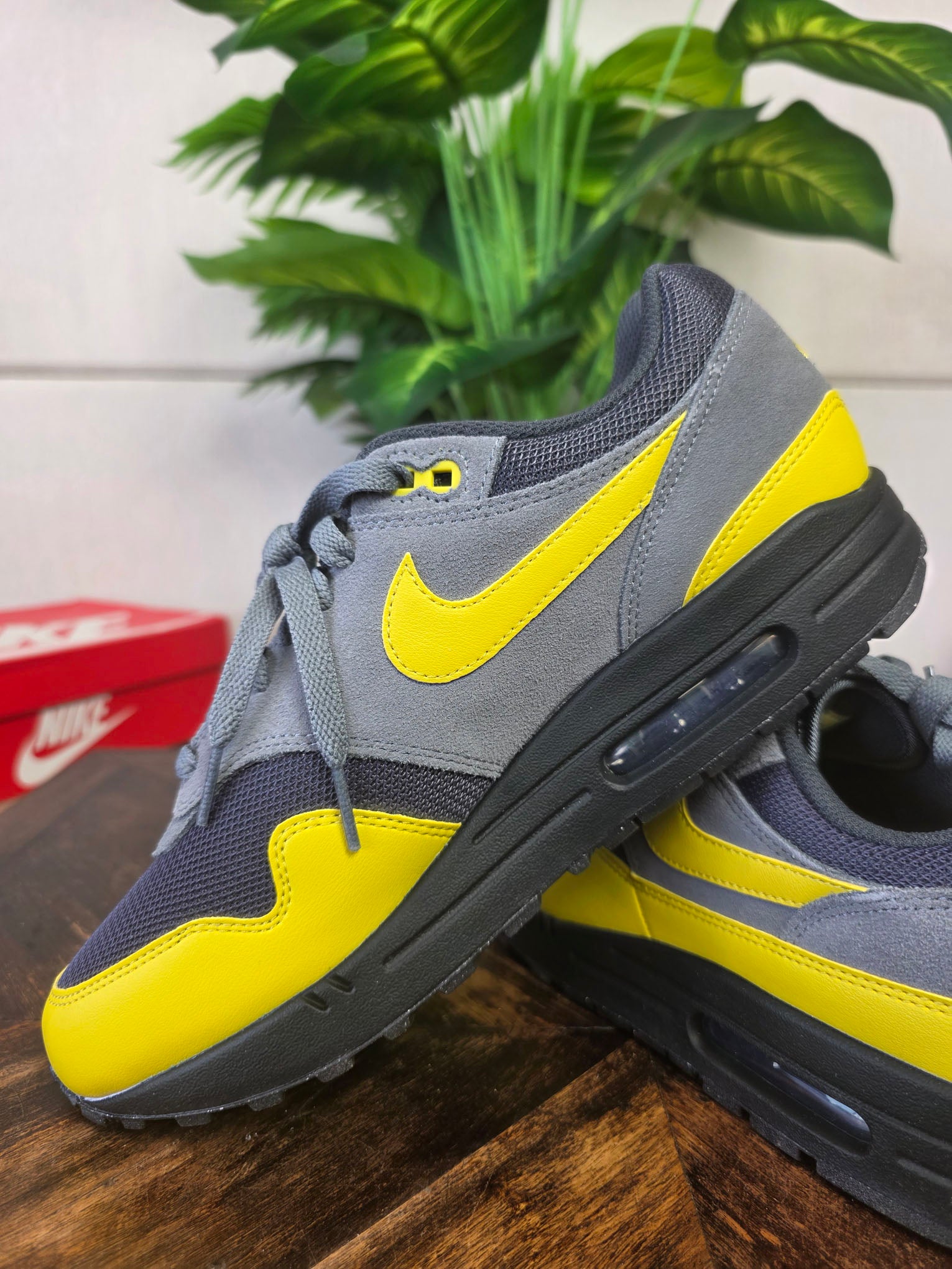 Nike Air Max 1 Essential Batman maat 42,5