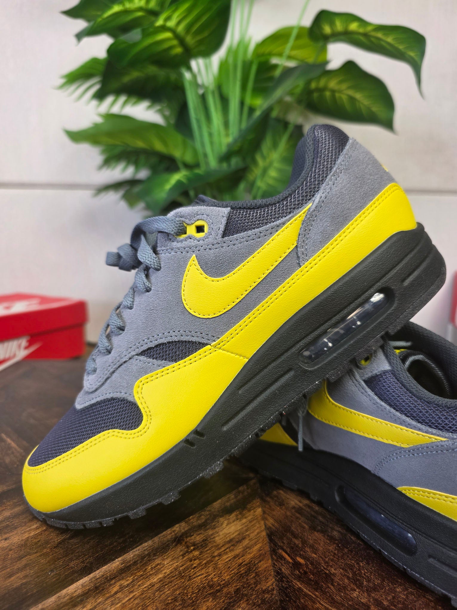 Nike Air Max 1 Essential Batman maat 42,5