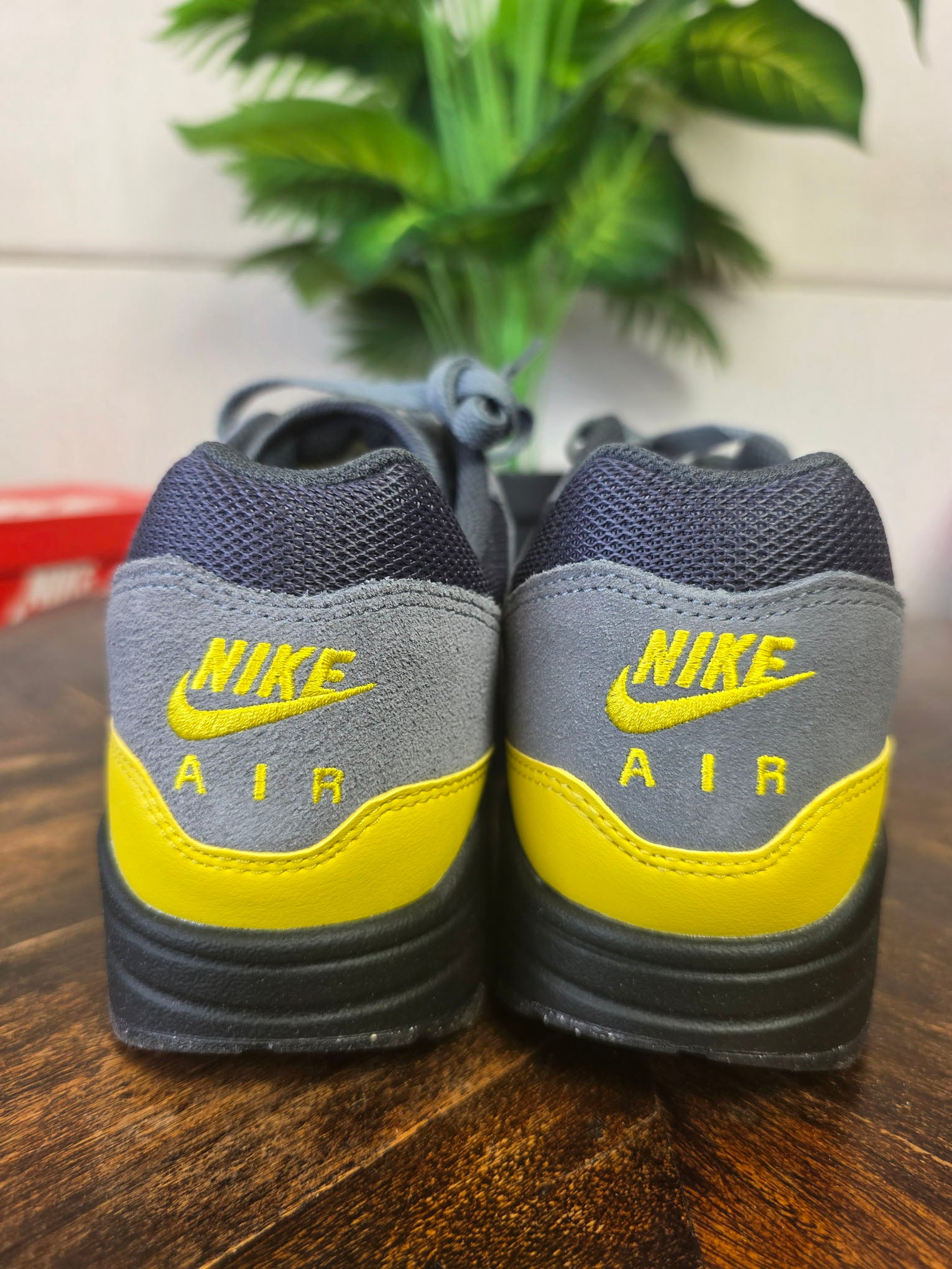 Nike Air Max 1 Essential Batman maat 42,5
