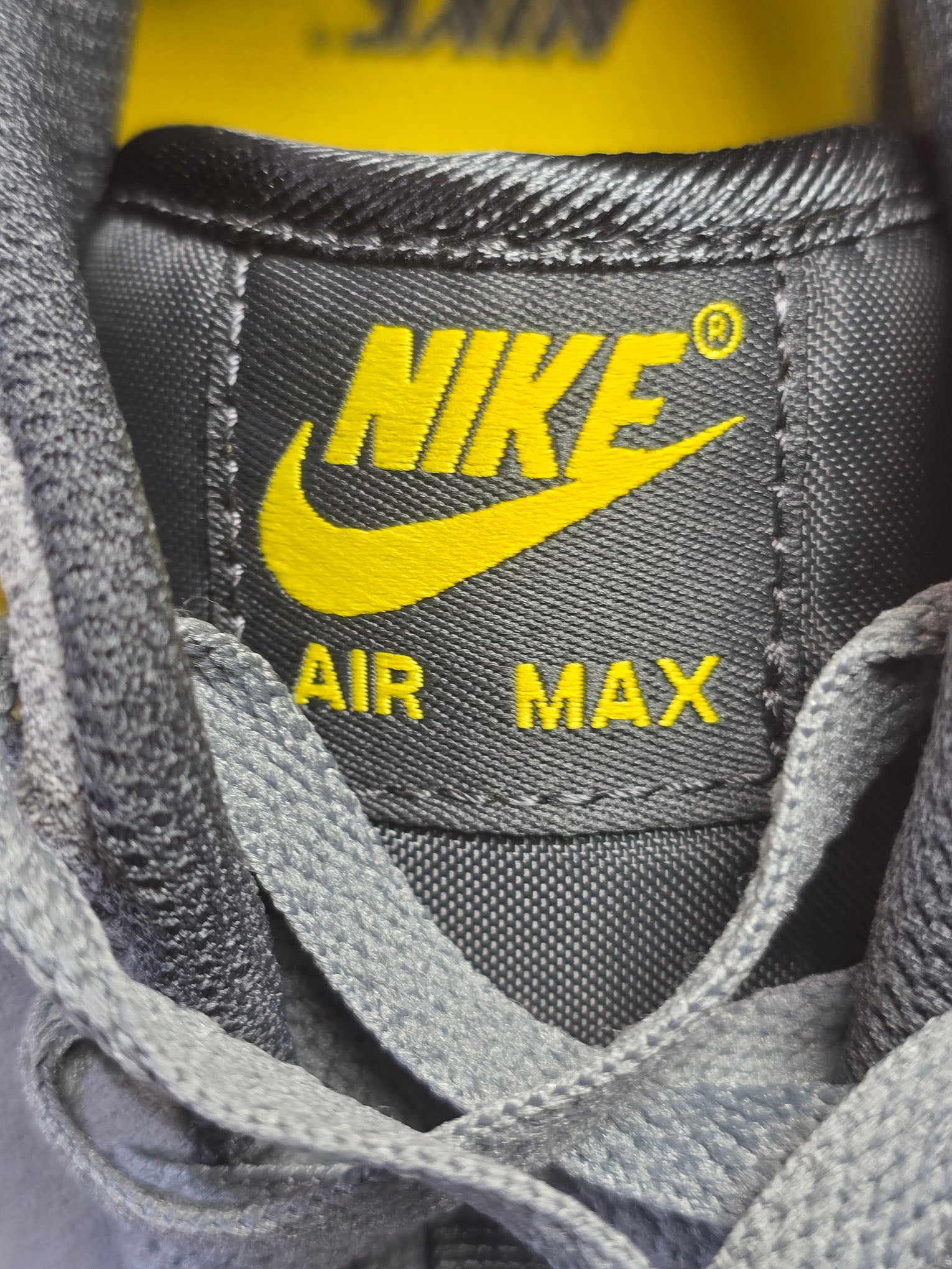 Nike Air Max 1 Essential Batman maat 42,5