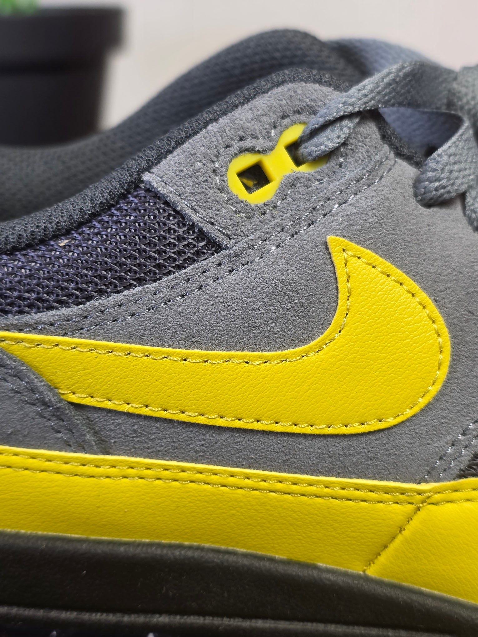 Nike Air Max 1 Essential Batman maat 42,5