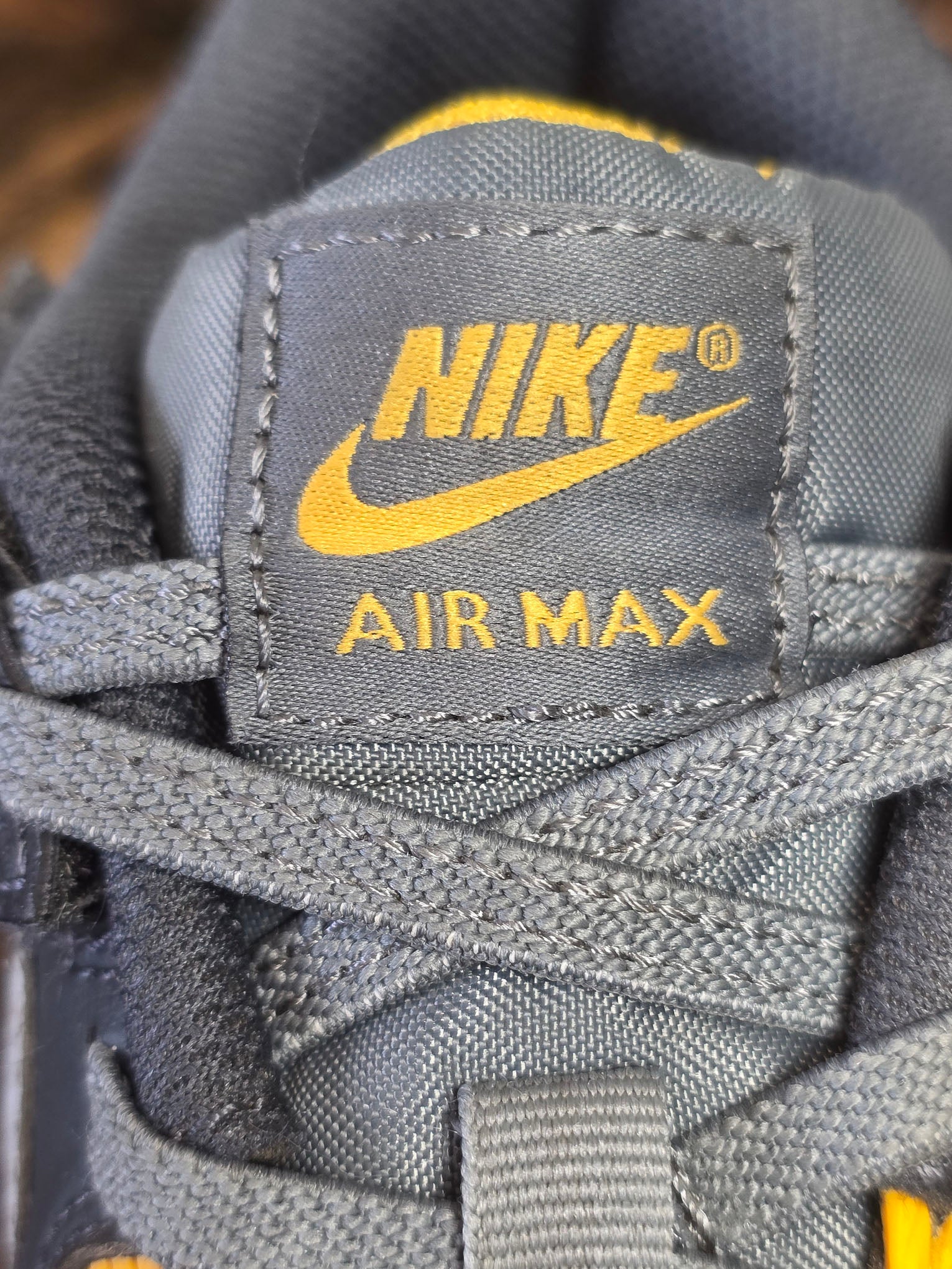 Nike Air Max 90 EasyOn GS "Light Smoke Grey" maat 34