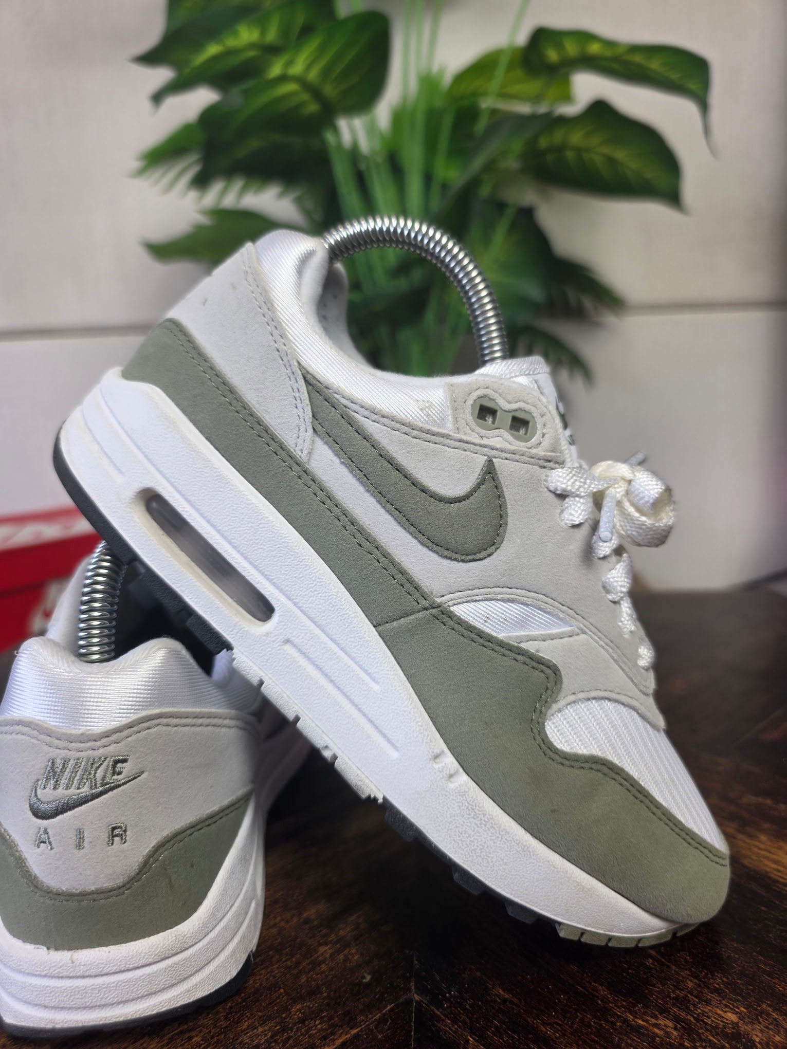 Nike Air Max 1 Light Army maat 37,5