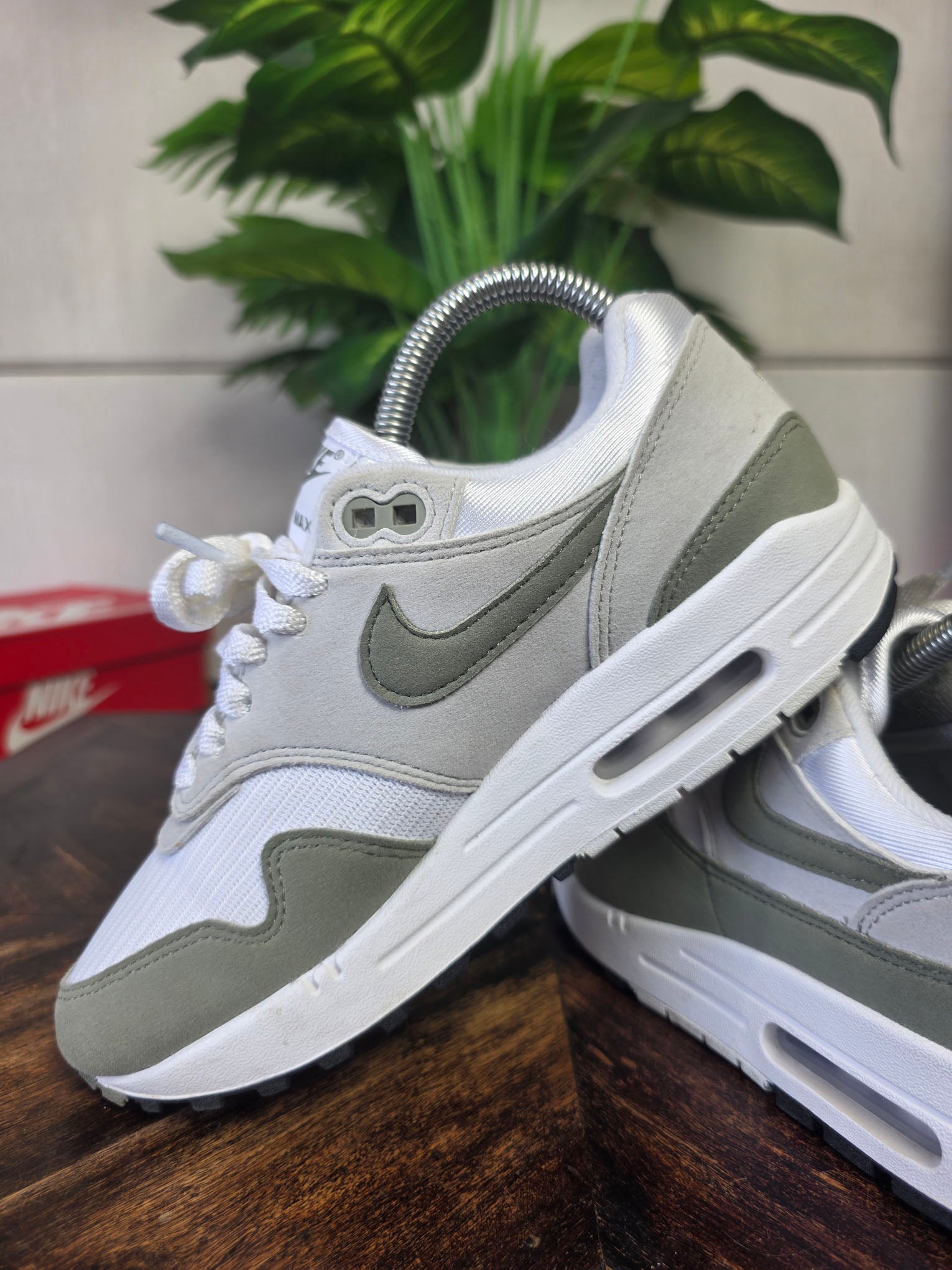 Nike Air Max 1 Light Army maat 37,5