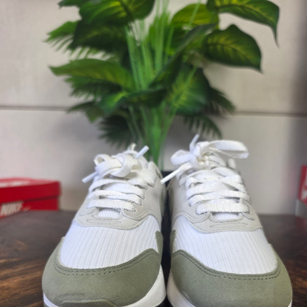 Nike Air Max 1 Light Army maat 37,5
