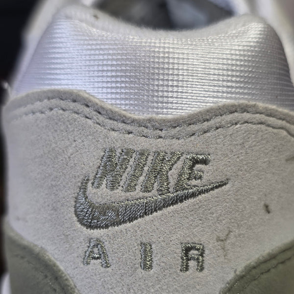Nike Air Max 1 Light Army maat 37,5