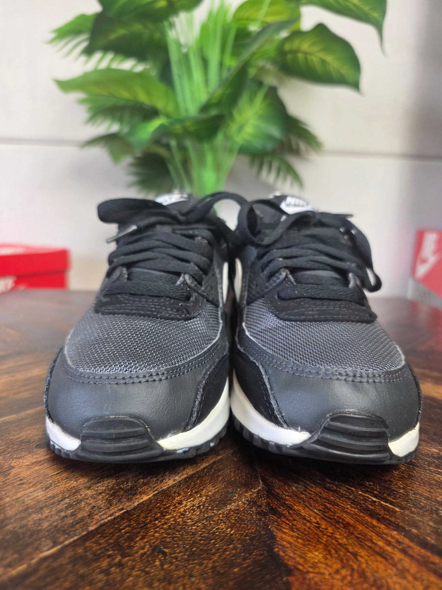 Nike Air Max 90 Essential Black White maat 40