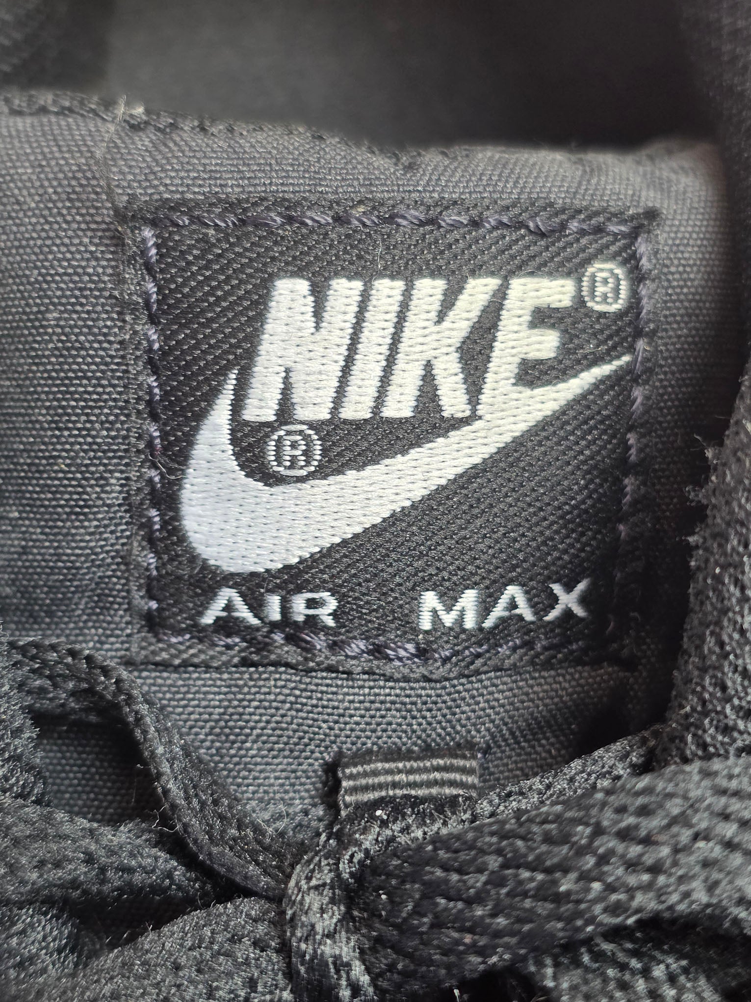 Nike Air Max 90 Essential Black White maat 40