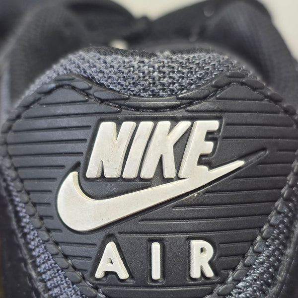 Nike Air Max 90 Essential Black White maat 40