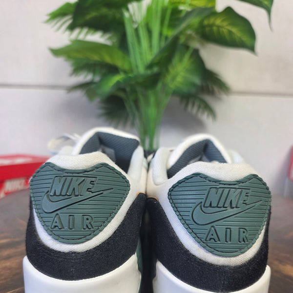Nike Air Max 90 Burgundy Crush Vintage Green maat 44,5