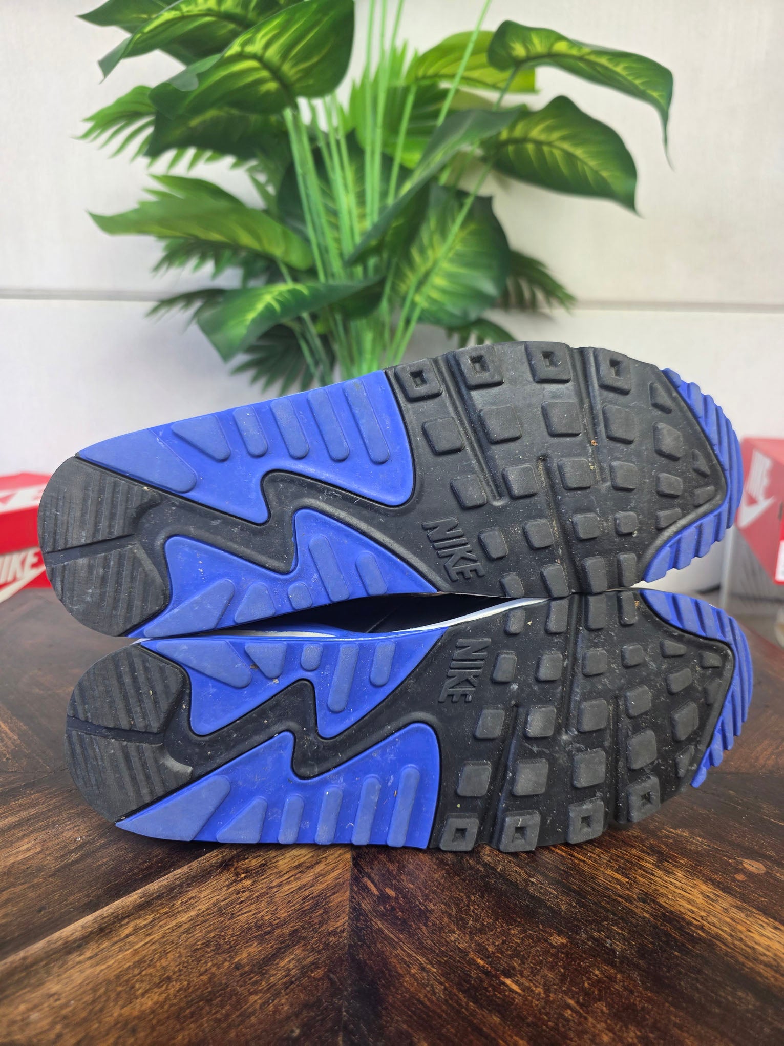Nike Air Max 90 Hyper Royal Blue maat 43