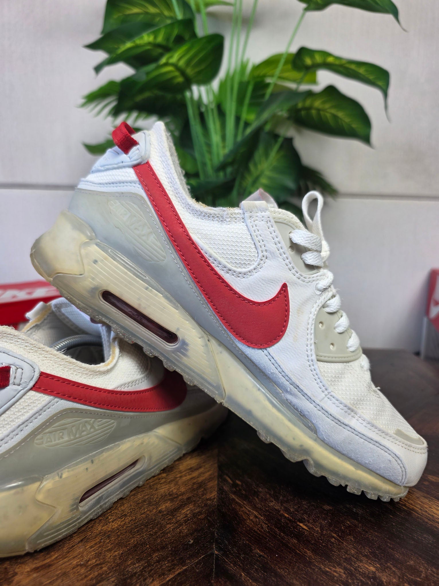 Nike Air Max 90 Terrascape Summit White Red Clay maat 46
