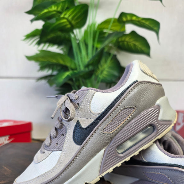 Nike Air Max 90 Light Brown maat 38,5