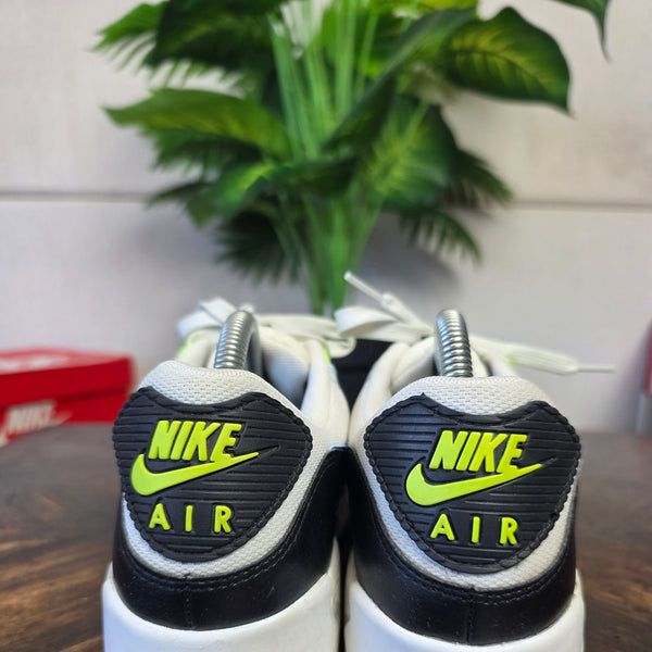 Nike Air Max 90 White Blue Tint Volt maat 40,5
