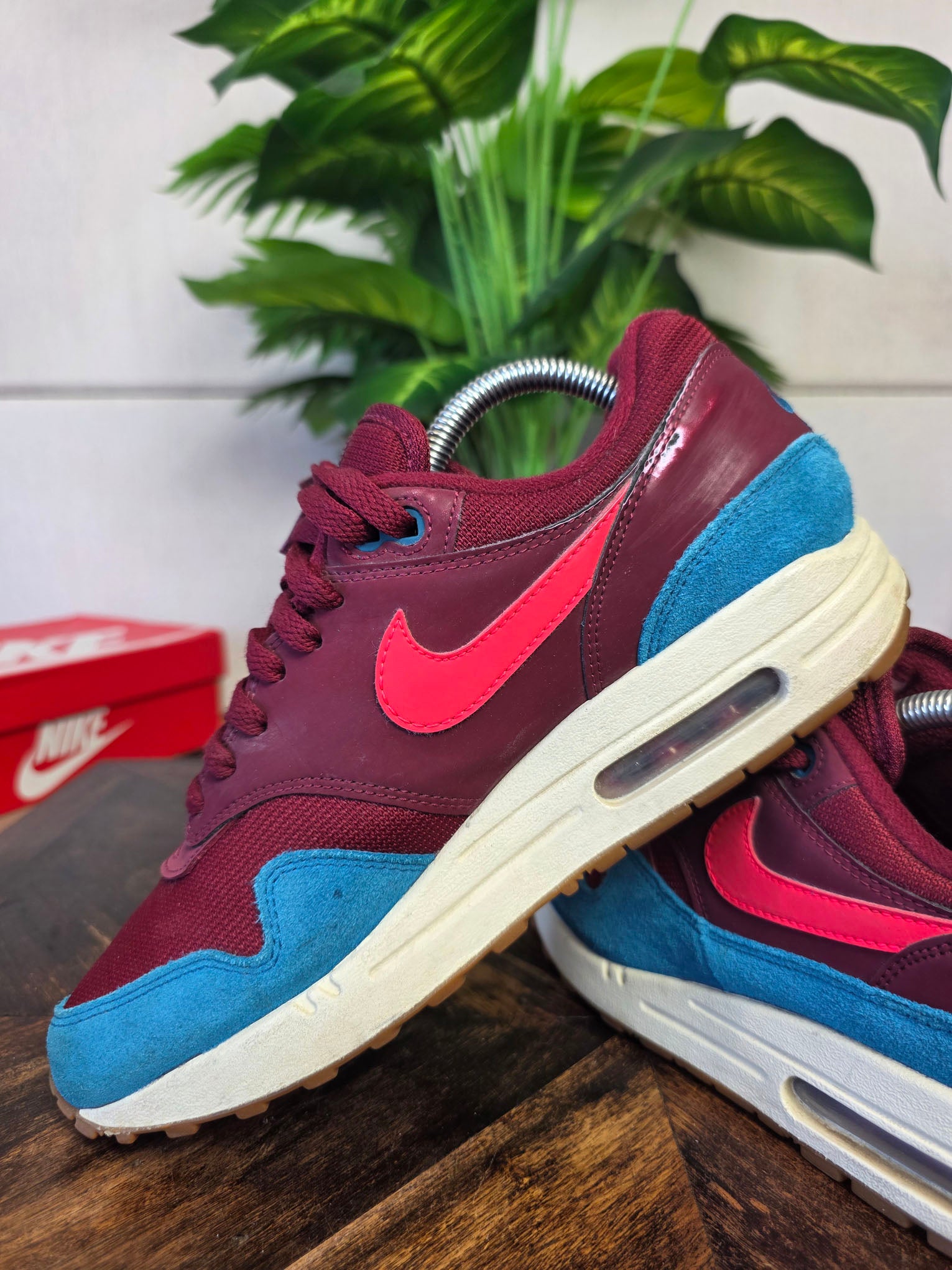 Nike Air Max 1 Team Red Green Abyss maat 41