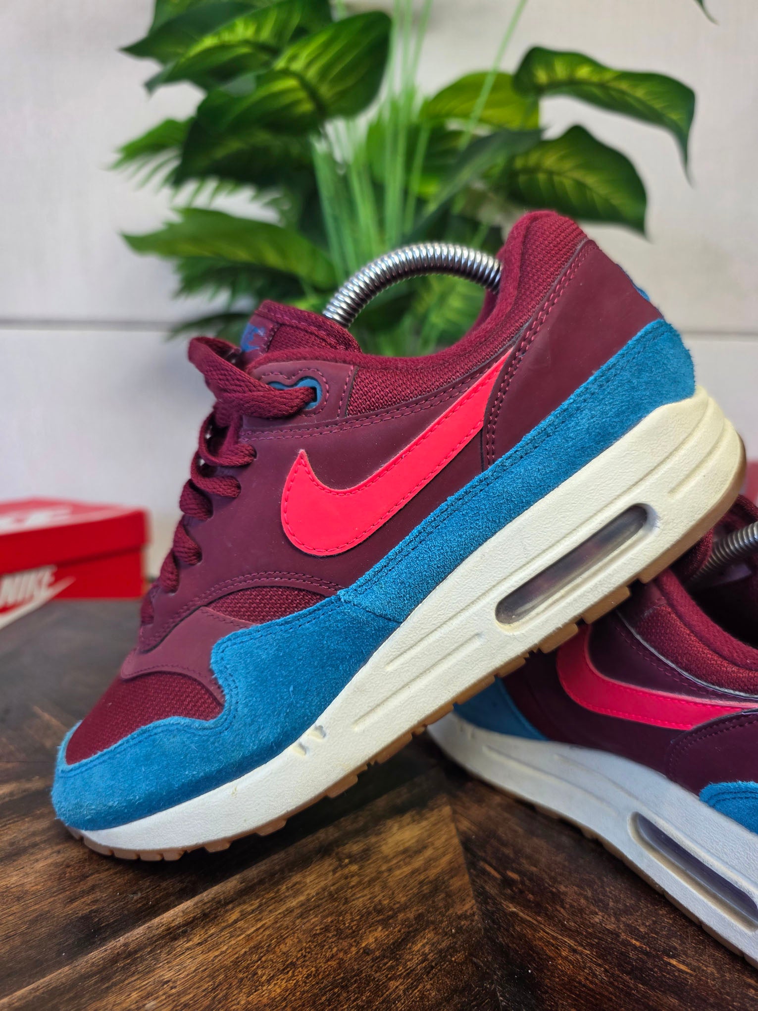 Nike Air Max 1 Team Red Green Abyss maat 41