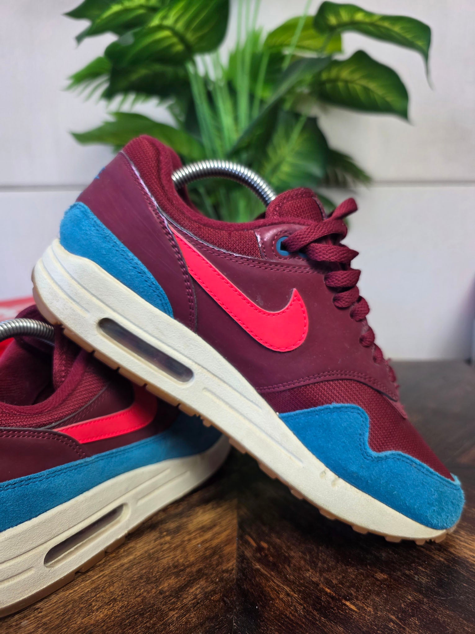 Nike Air Max 1 Team Red Green Abyss maat 41