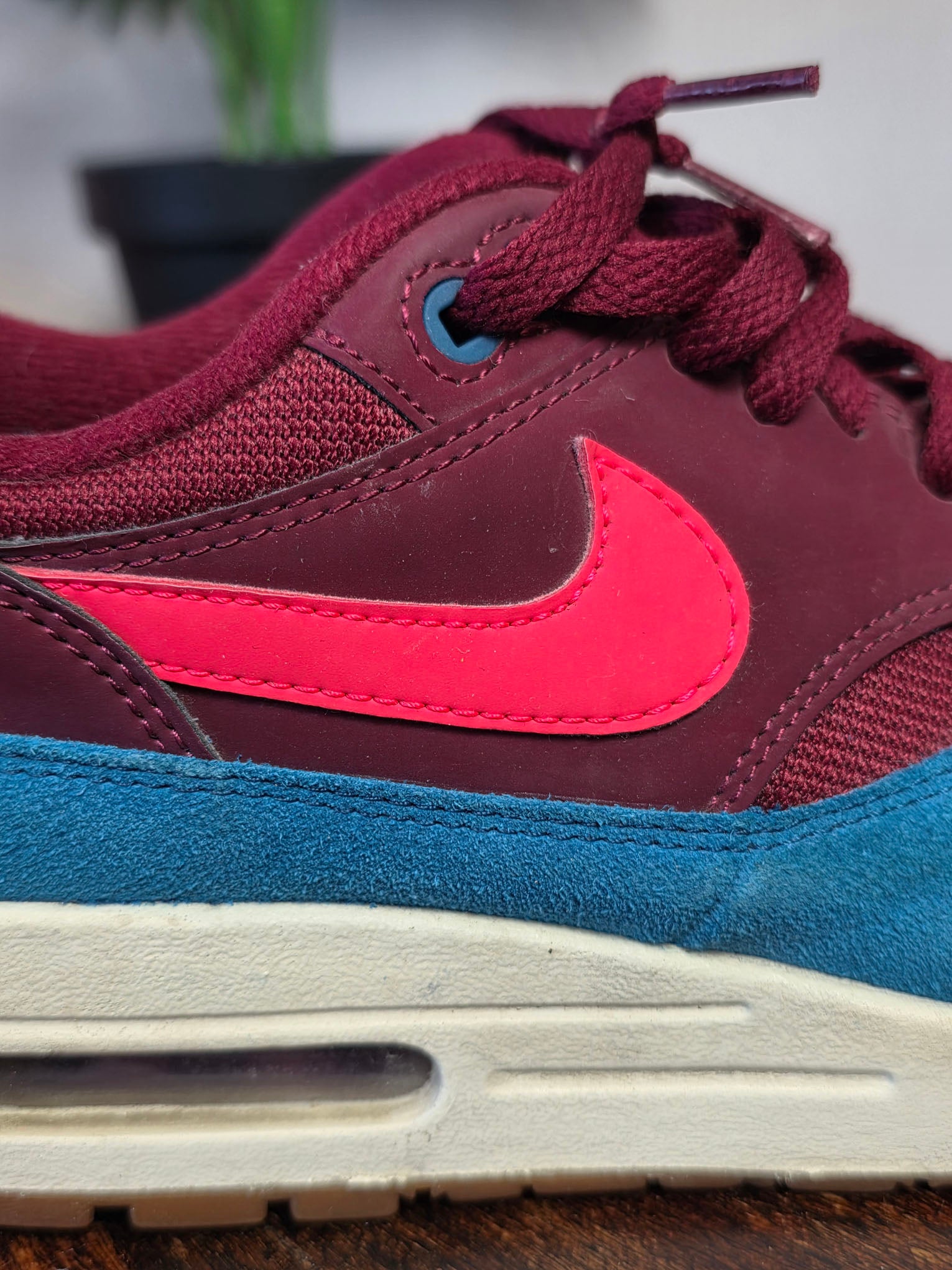 Nike Air Max 1 Team Red Green Abyss maat 41