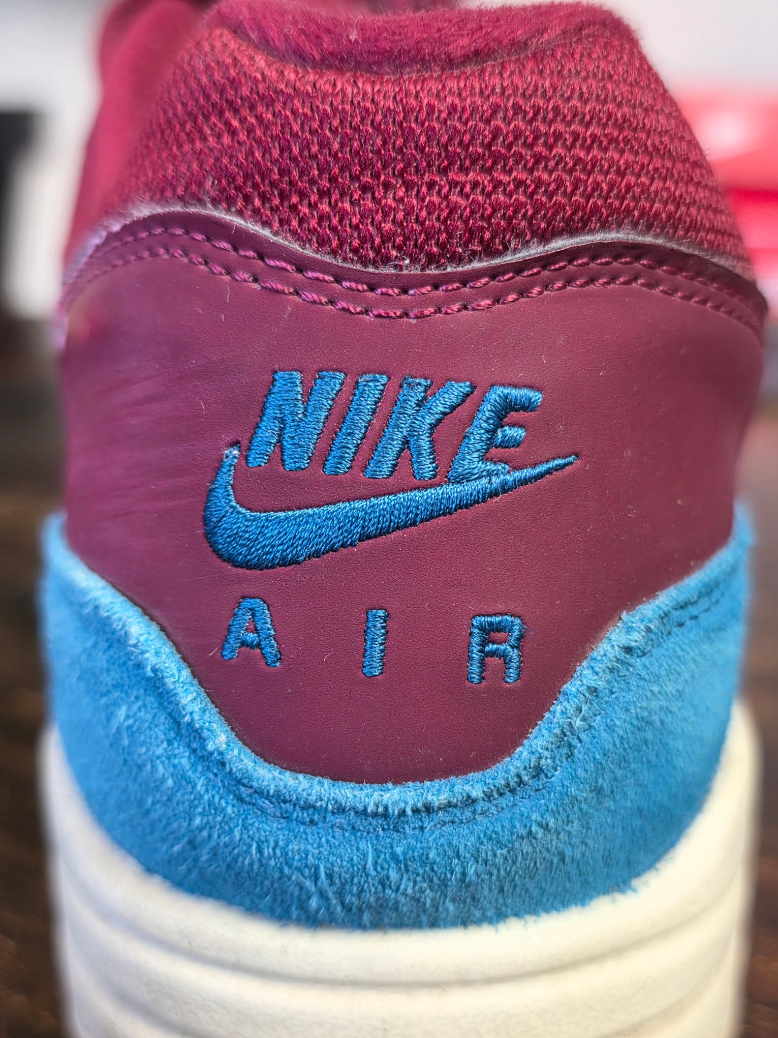 Nike Air Max 1 Team Red Green Abyss maat 41