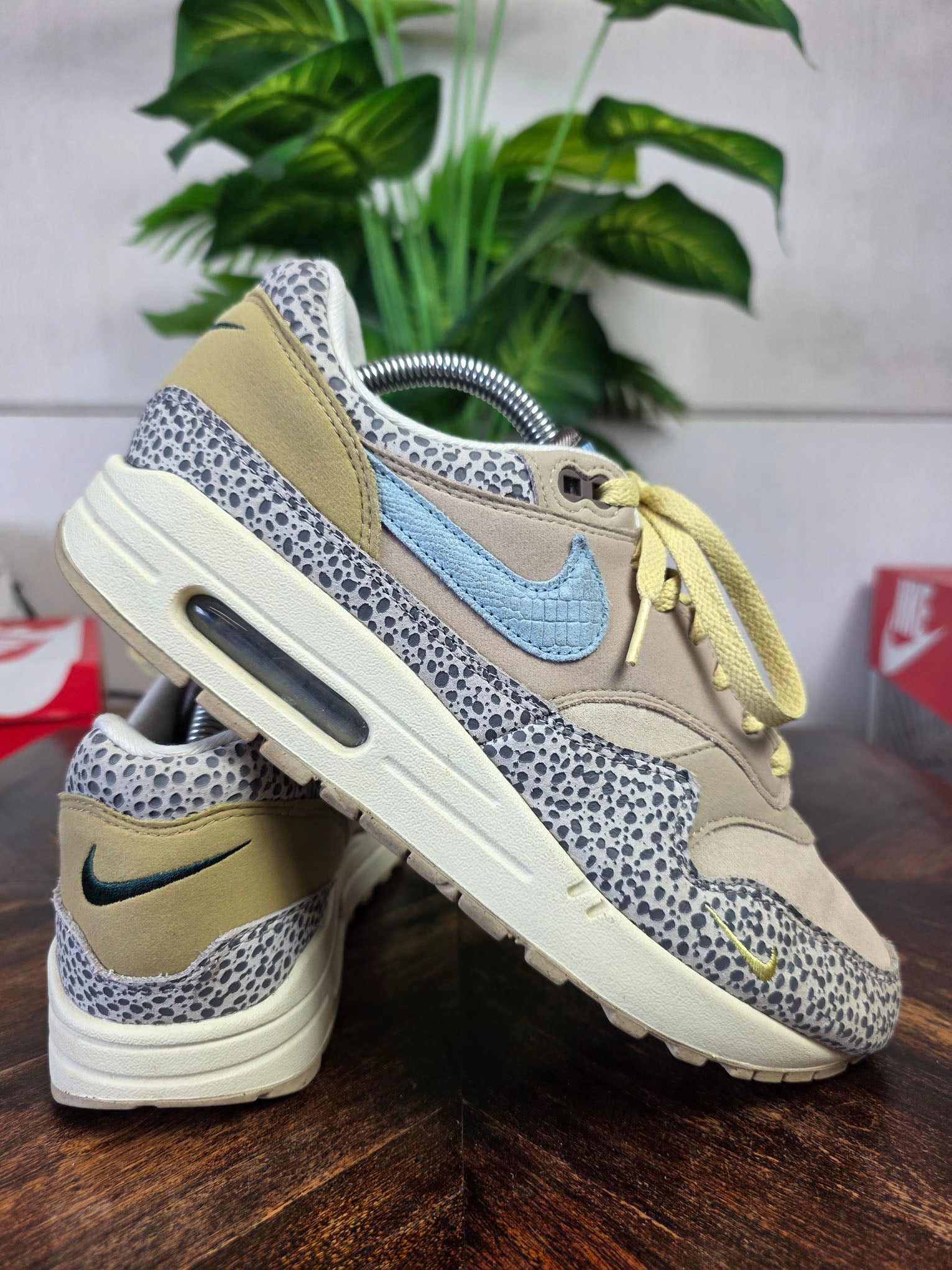 Nike Air Max 1 Safari Cobblestone maat 42,5