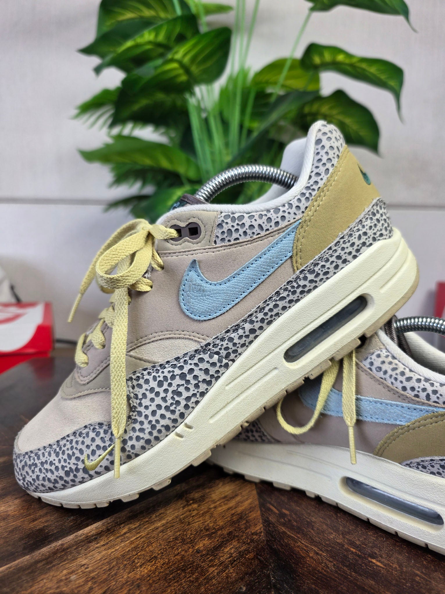 Nike Air Max 1 Safari Cobblestone maat 42,5