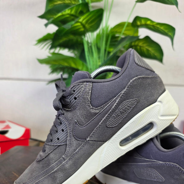 Nike Air Max 90 Ultra 2.0 'Grey Gum' maat 42