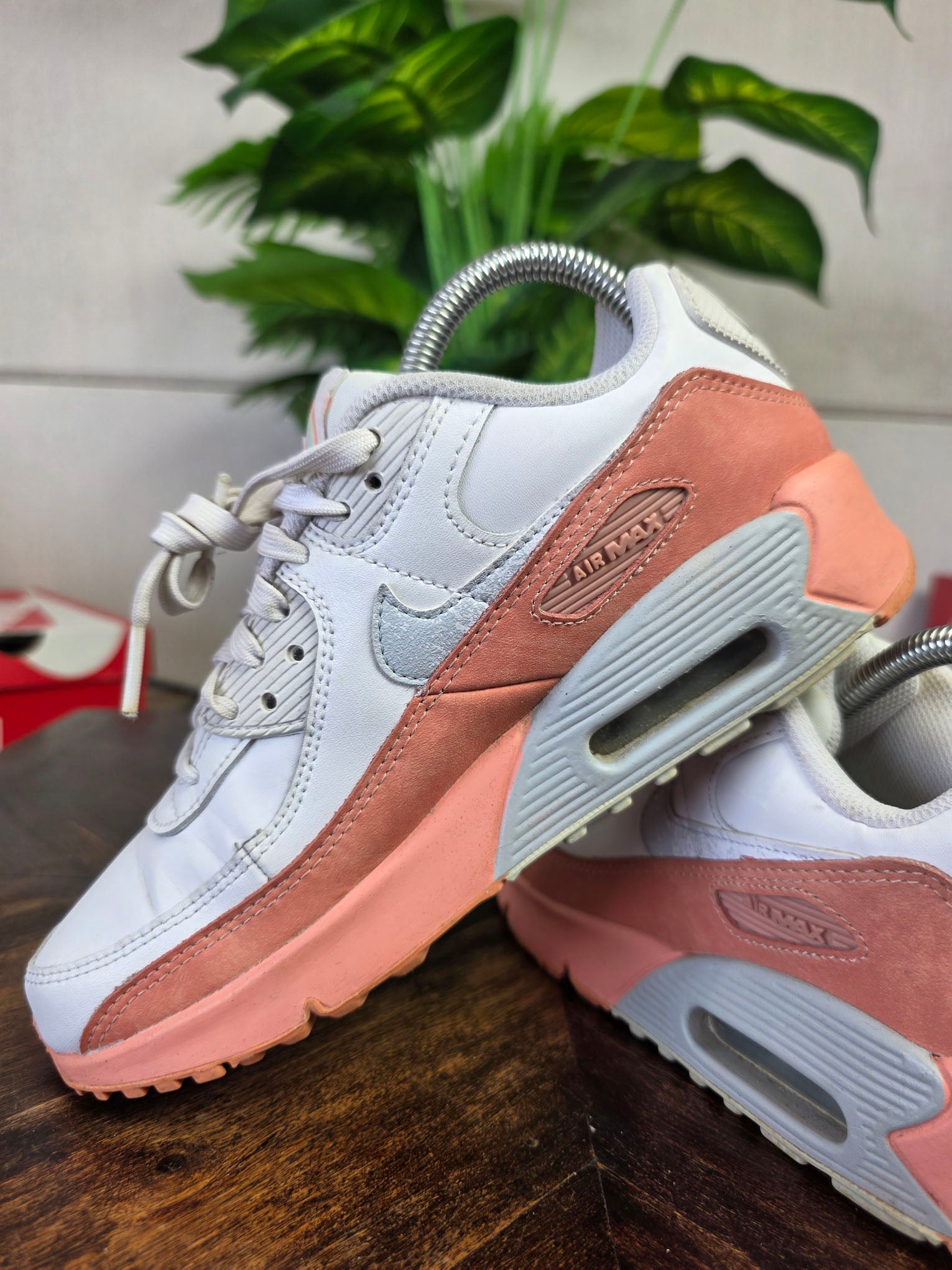 Nike Air Max 90 GS Salmon maat 37,5