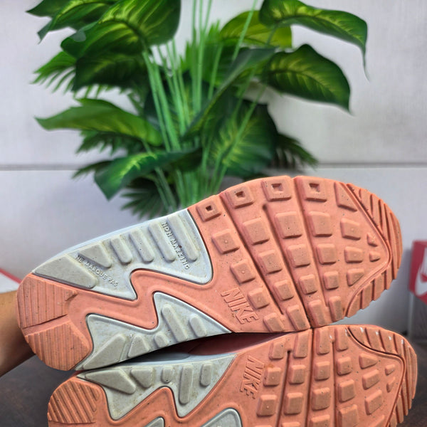 Nike Air Max 90 GS Salmon maat 37,5