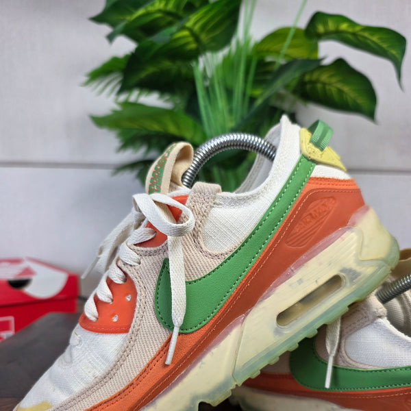 Nike Air Max 90 Terrascape "Tan Orange Green" maat 39