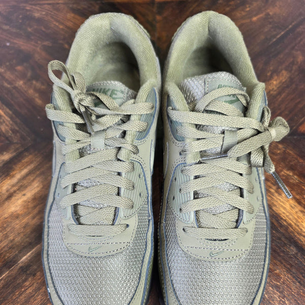Nike Air Max 90 Medium Olive maat 42,5