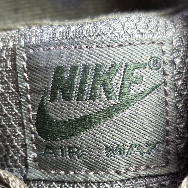 Nike Air Max 90 Medium Olive maat 42,5