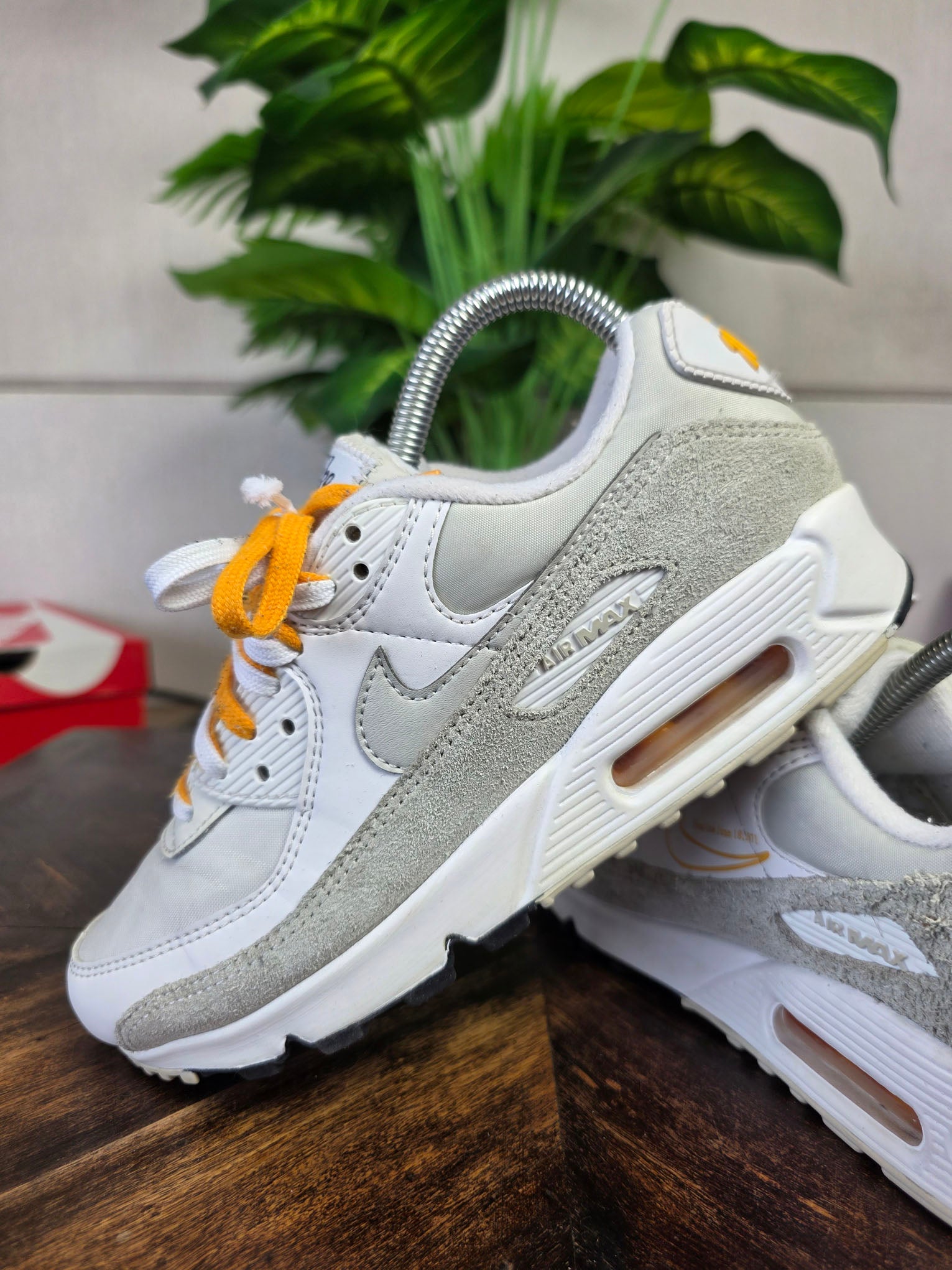 Nike Air Max 90 First Use "Light Bone" maat 37,5