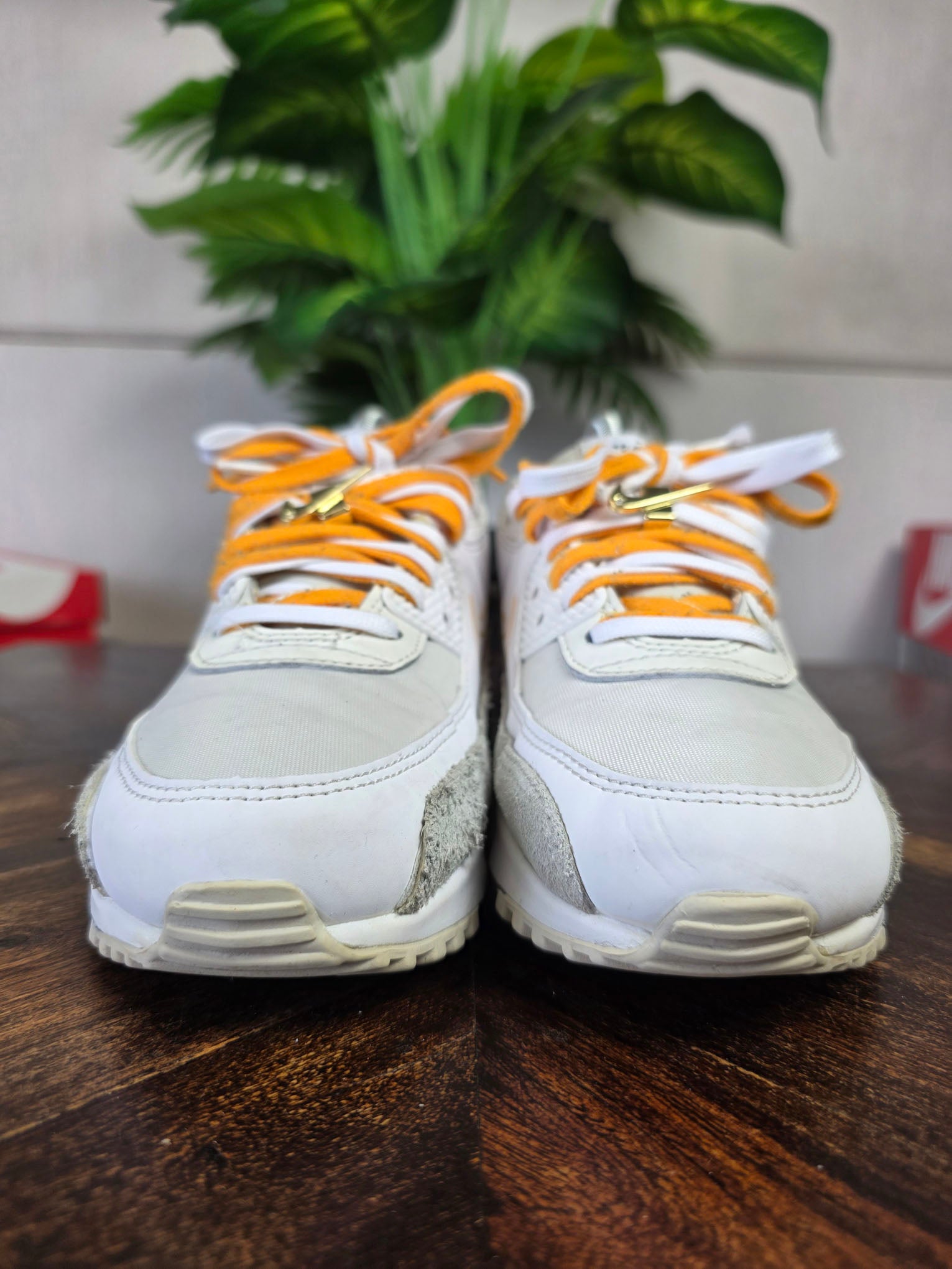 Nike Air Max 90 First Use "Light Bone" maat 37,5