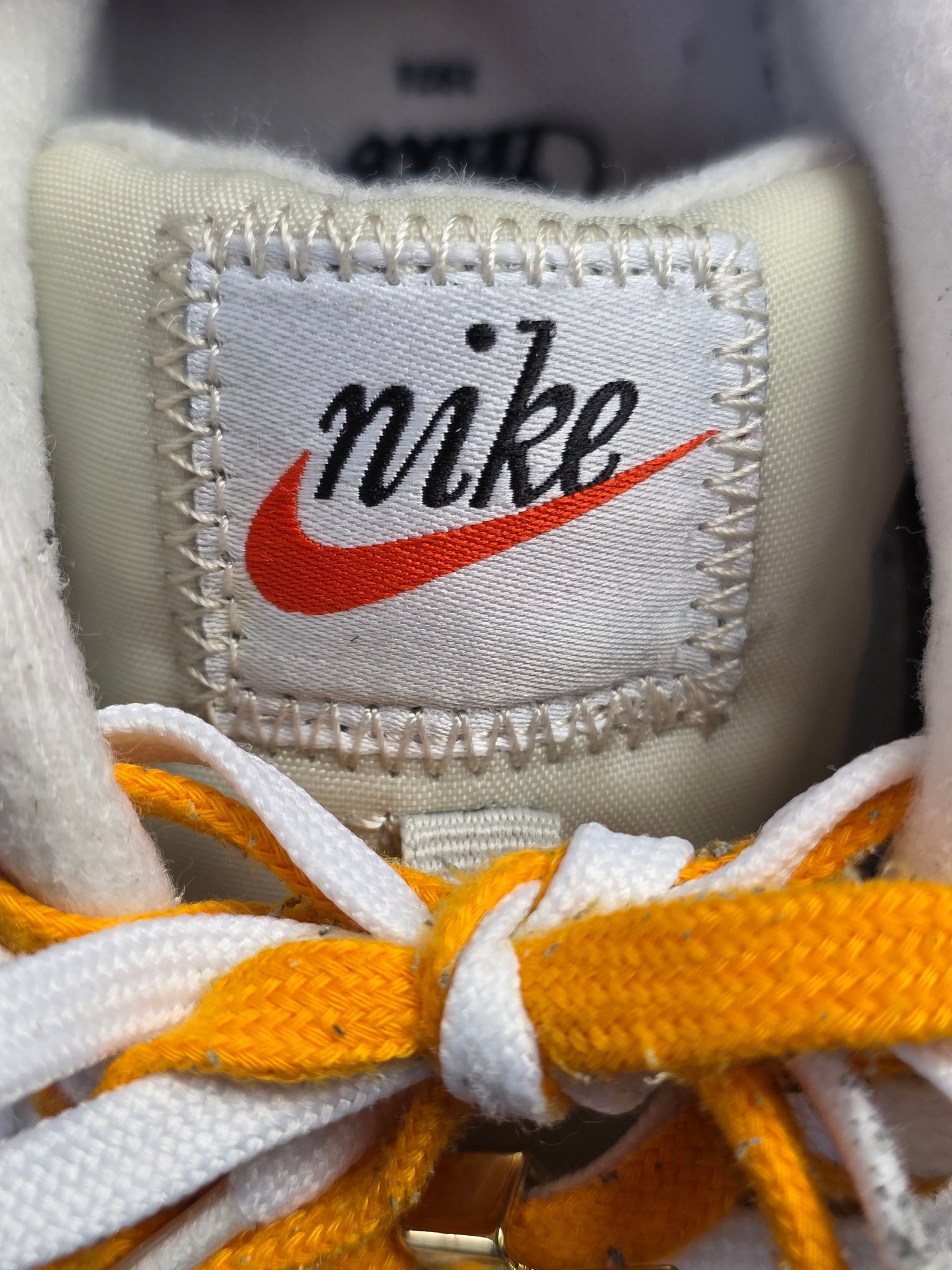 Nike Air Max 90 First Use "Light Bone" maat 37,5